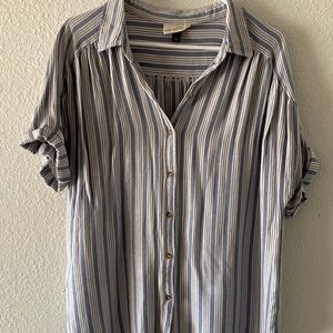 UniversalThread sizeL, blue&cream striped,button-down blouse,worn but good cond